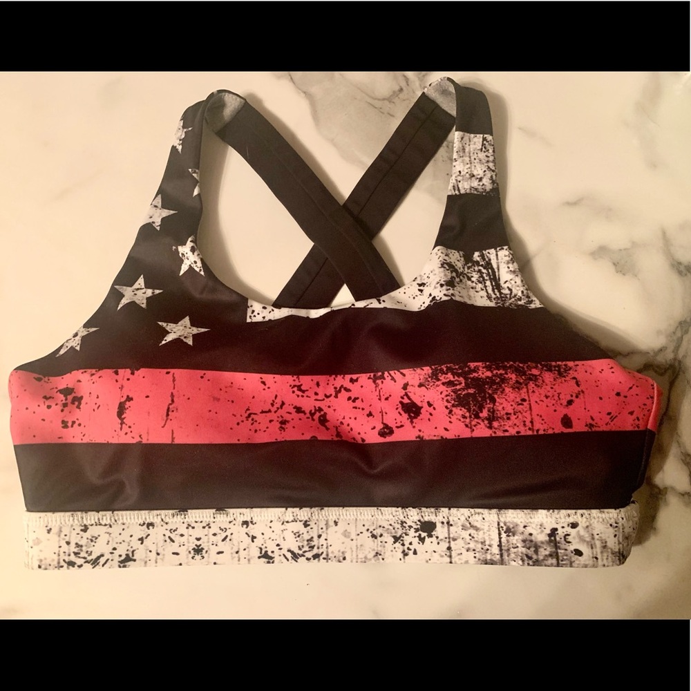 Women’s Born Primitive sports bra